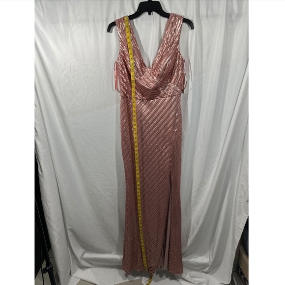 NWT $1395 Rene‎ Ruiz Collection [ 10 ] V-Neck Sequin Column Gown in Pink - Picture 12 of 15